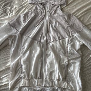 White Nike Windbreaker